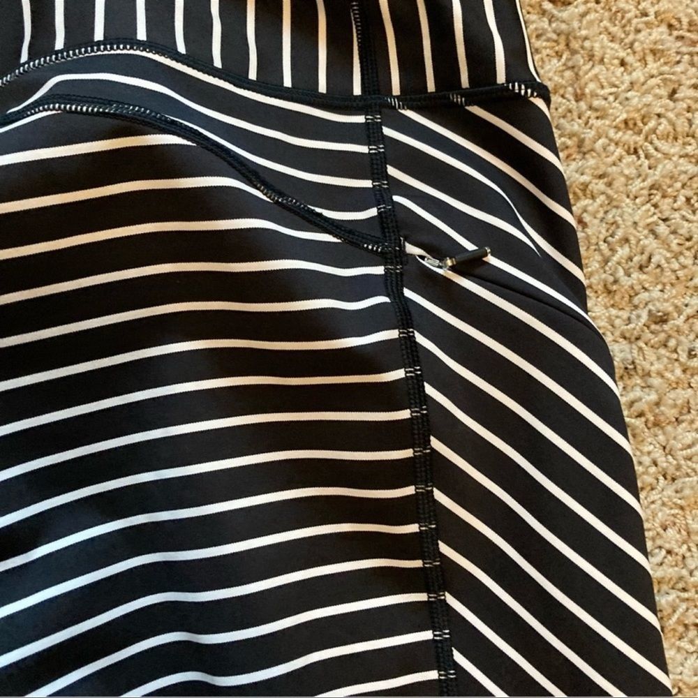 Athleta Stripe Contender 7/8 Tights Leggings S - Picture 6 of 7